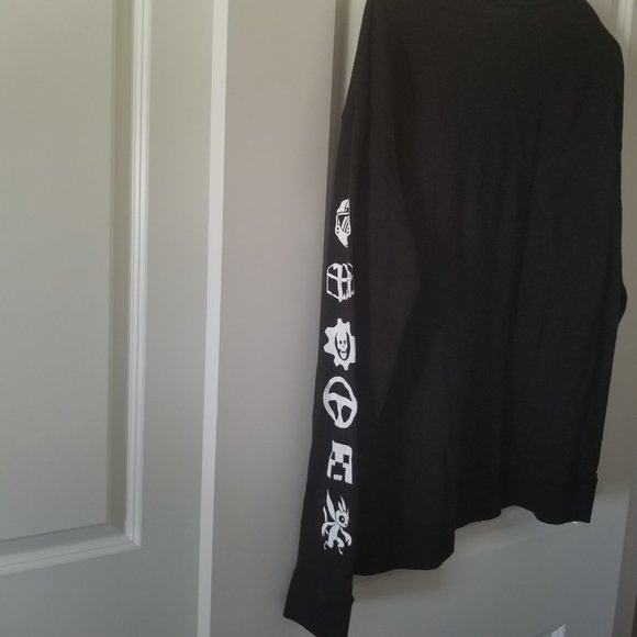 XBOX Icons Sweater - Picture 3 of 5